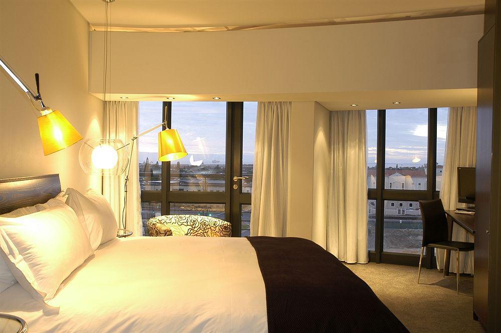 Colosseum Hotel Fokváros Kültér fotó