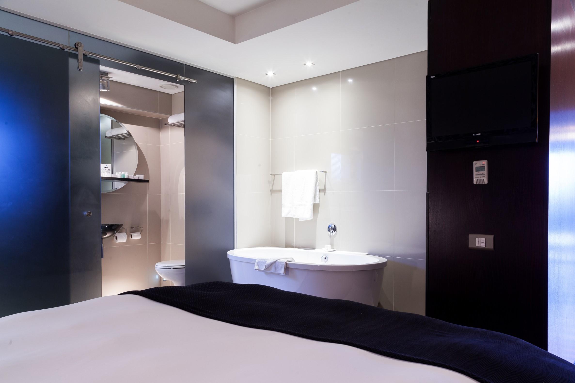 Colosseum Hotel Fokváros Kültér fotó