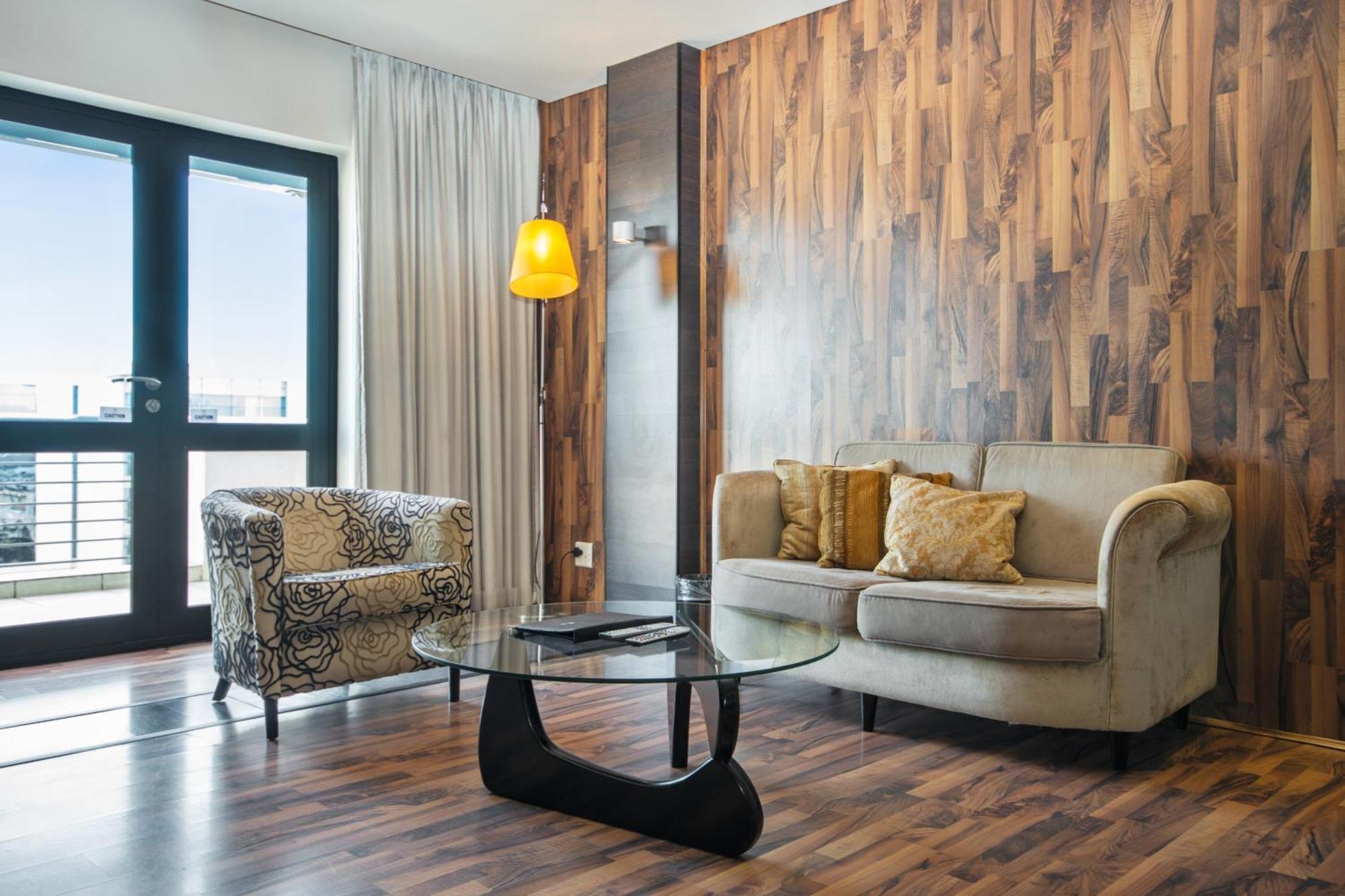 Colosseum Hotel Fokváros Kültér fotó