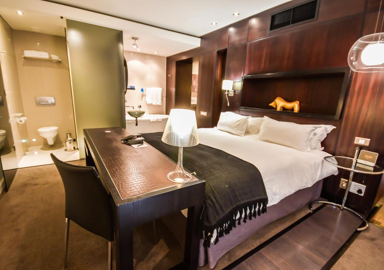Colosseum Hotel Fokváros Kültér fotó