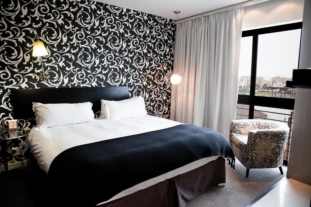 Colosseum Hotel Fokváros Kültér fotó
