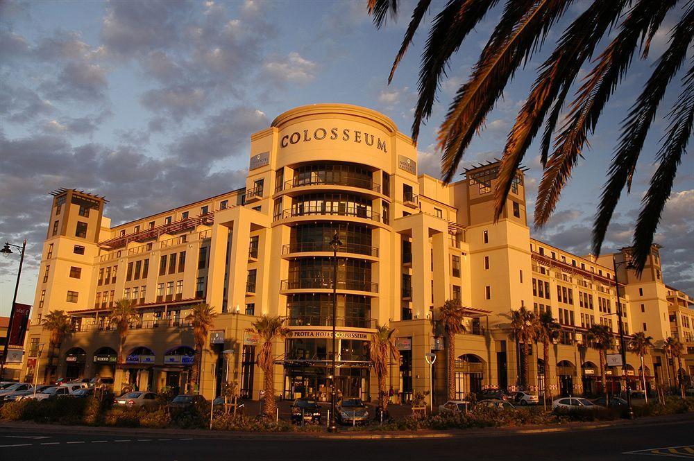 Colosseum Hotel Fokváros Kültér fotó