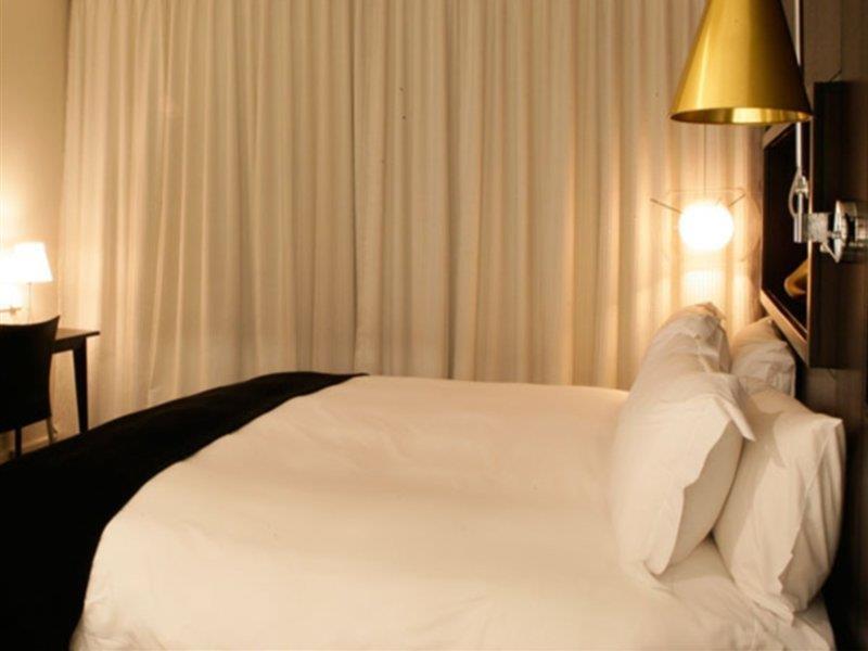 Colosseum Hotel Fokváros Kültér fotó