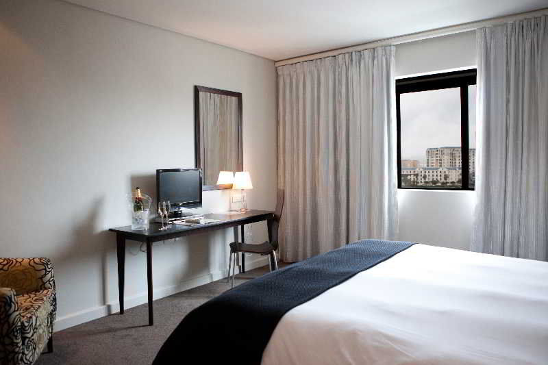 Colosseum Hotel Fokváros Kültér fotó