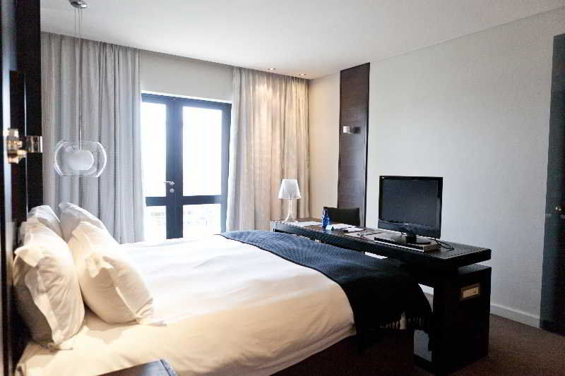Colosseum Hotel Fokváros Kültér fotó